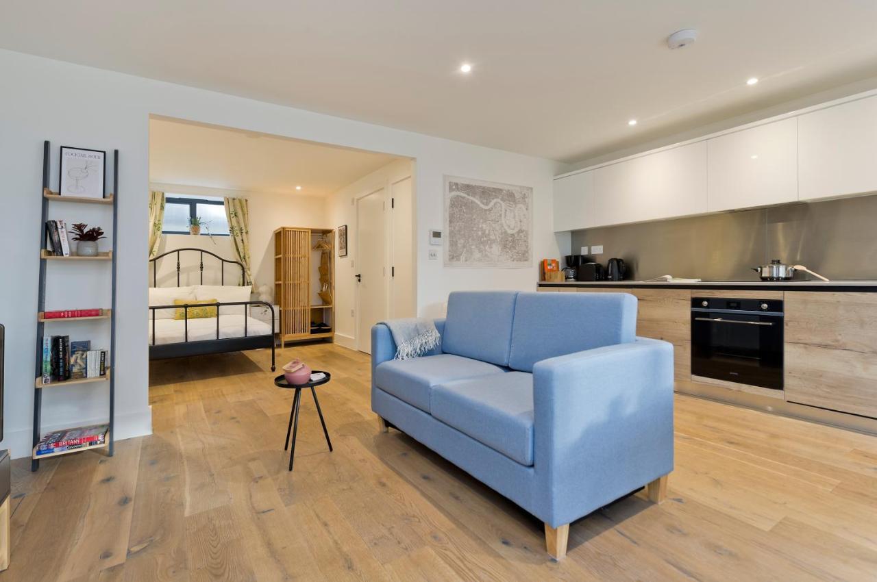 Luxury One Bedroom Greenwich Studio Apartment Near Canary Wharf By Underthedoormat Лондон Экстерьер фото