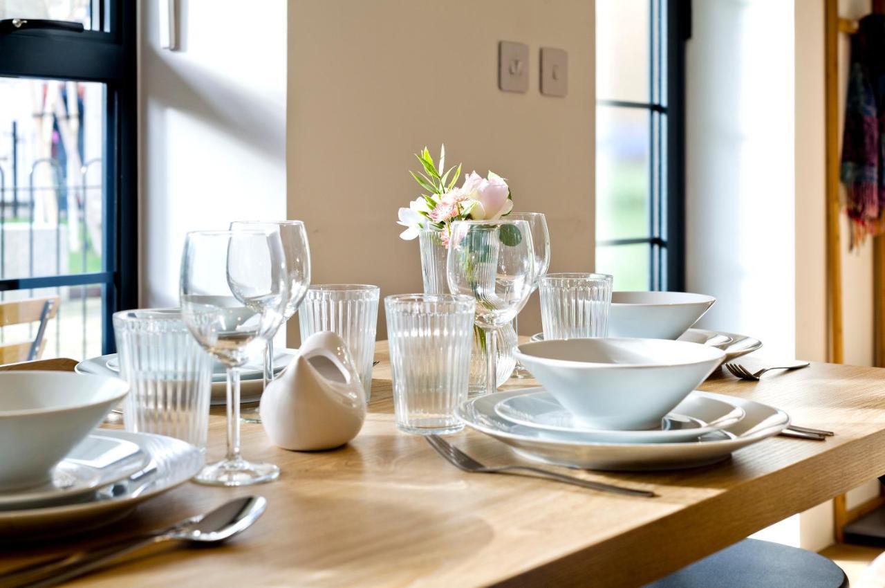 Luxury One Bedroom Greenwich Studio Apartment Near Canary Wharf By Underthedoormat Лондон Экстерьер фото